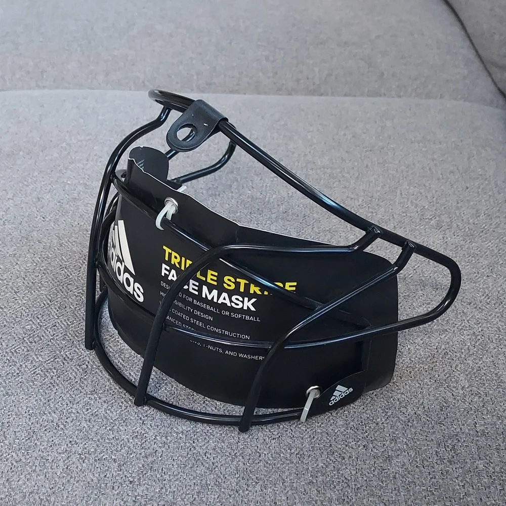 NWT Baseball/Softball Face Mask